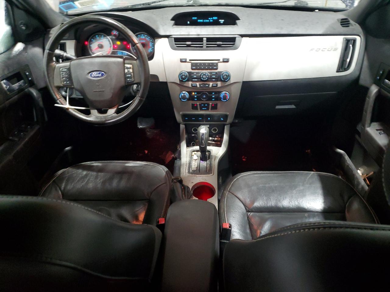 2010 Ford Focus - Image 8