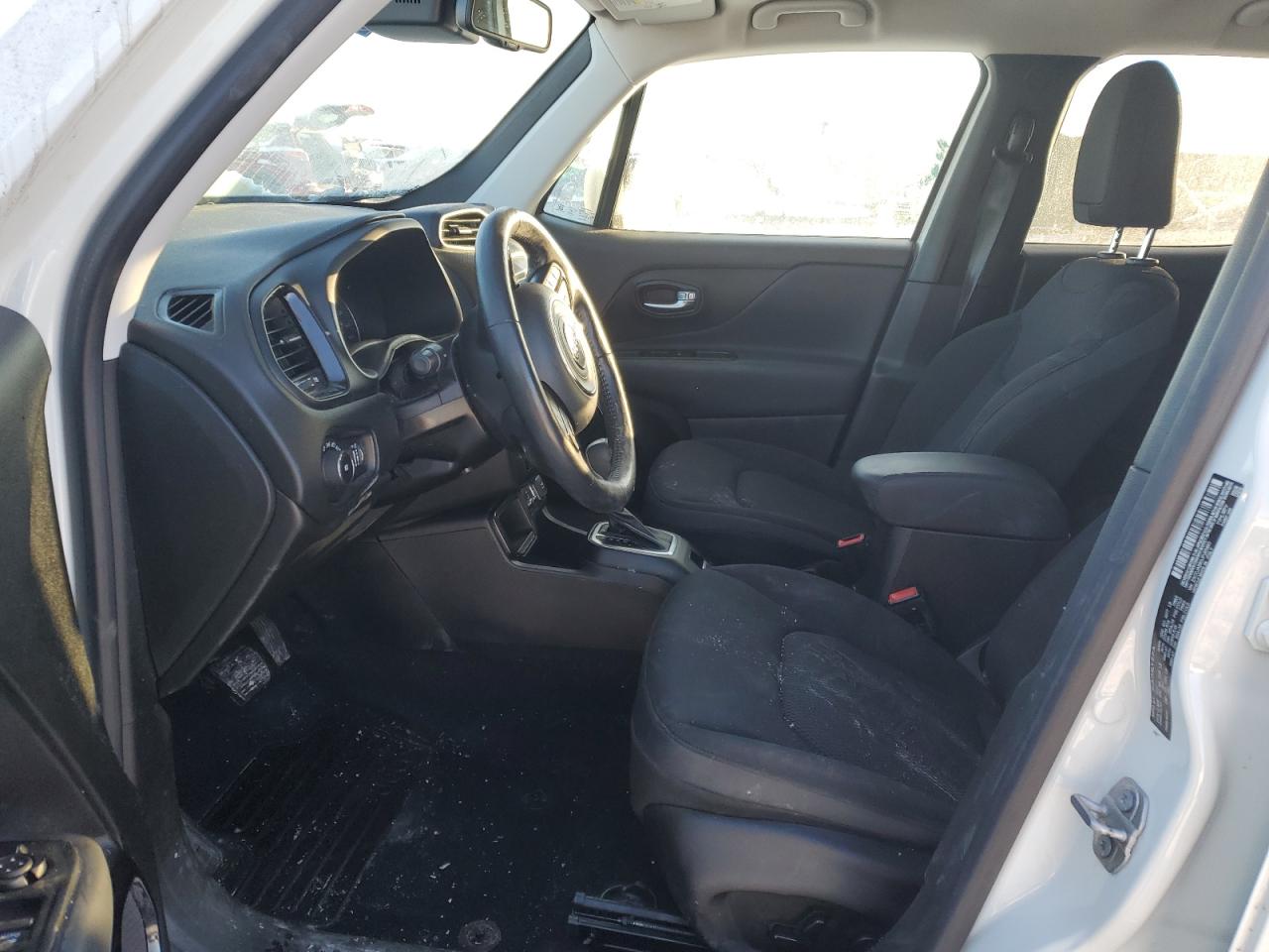 2018 Jeep Renegade - Image 7