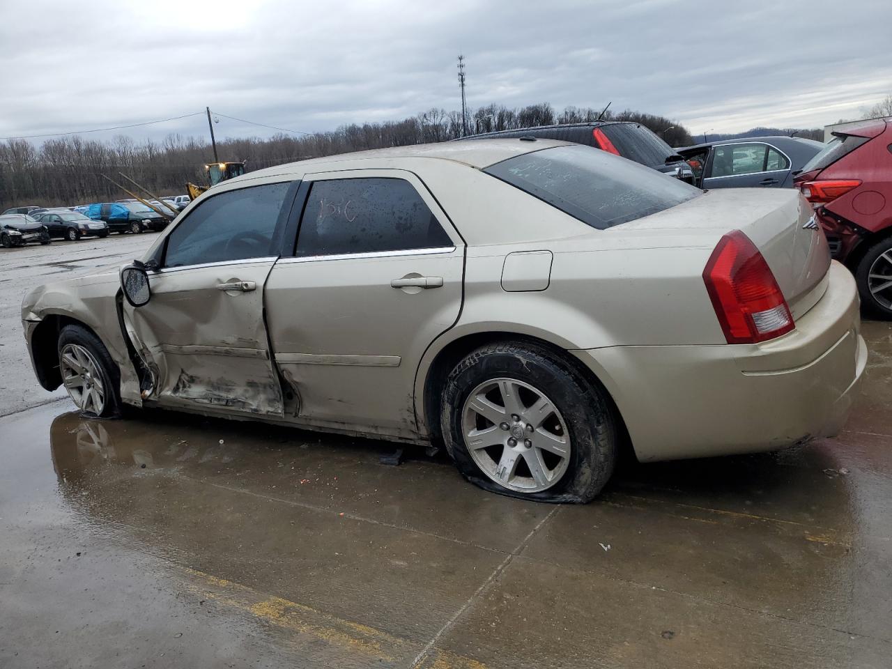 2006 Chrysler 300 - Image 2