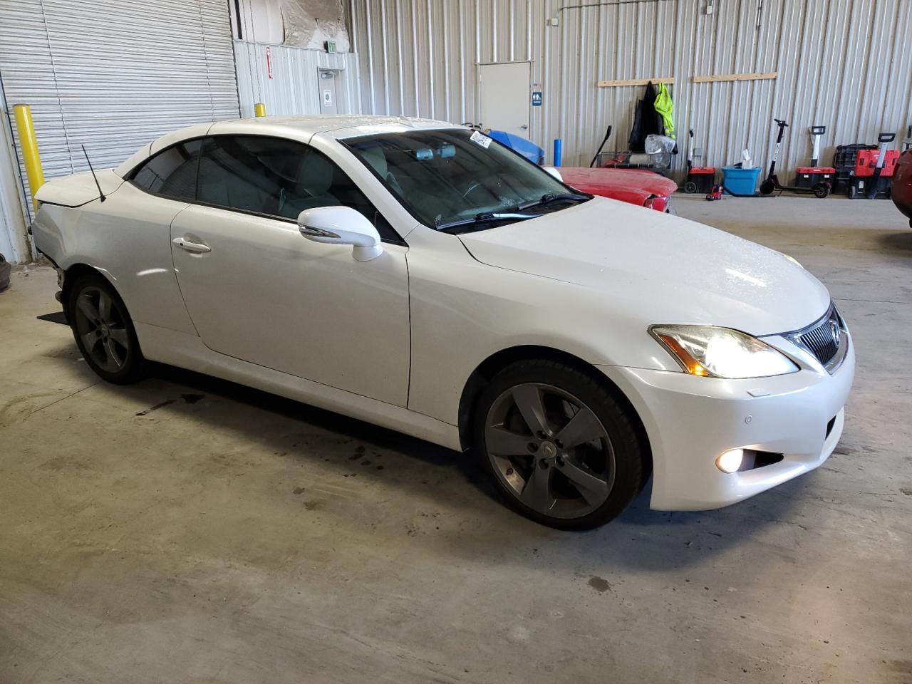 2010 Lexus IS - Image 4