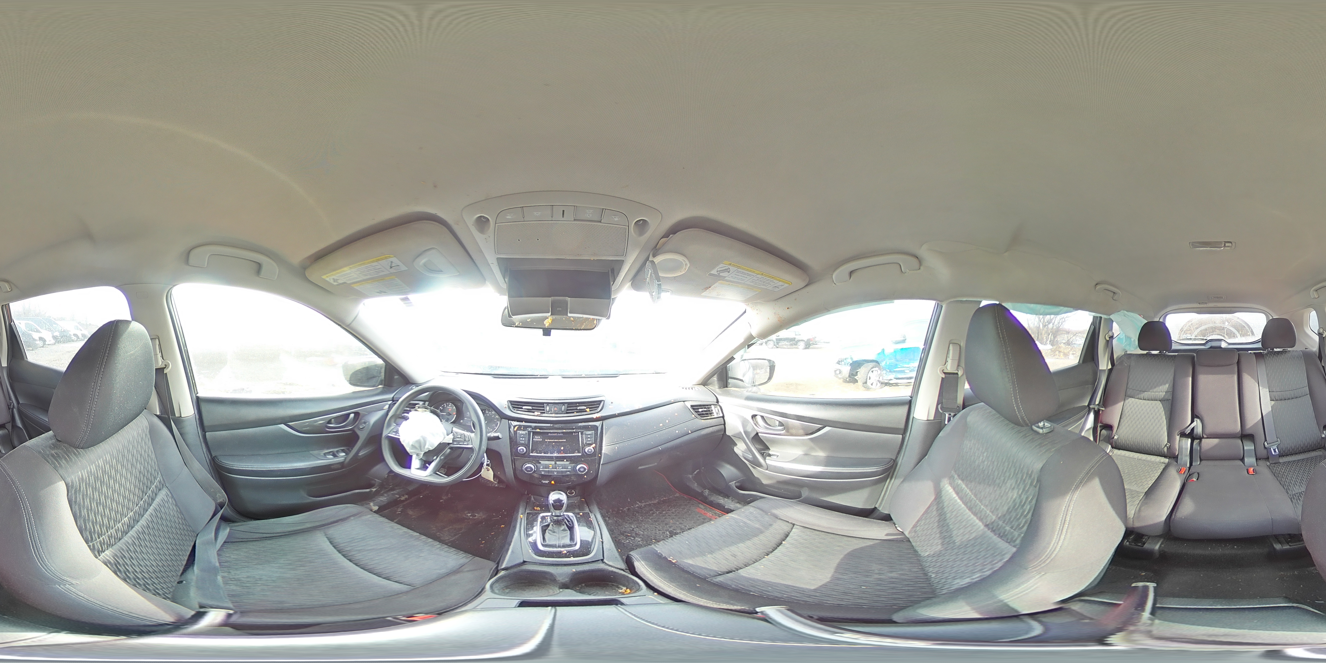 2019 Nissan Rogue - Image 14