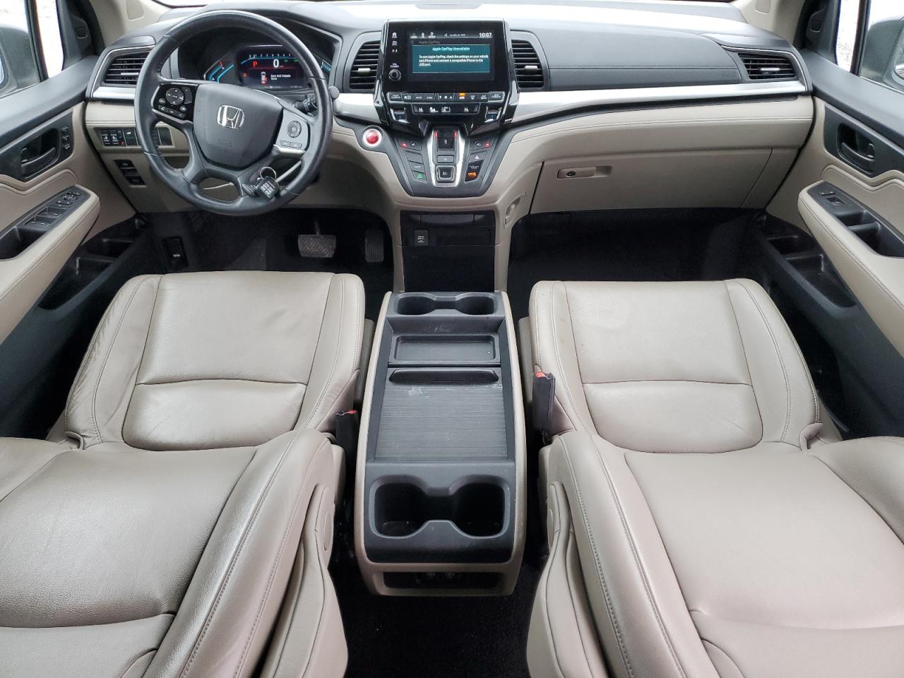 2018 Honda Odyssey - Image 8