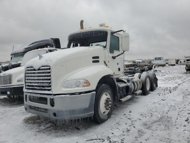 2015 Mack 600 Cxu600