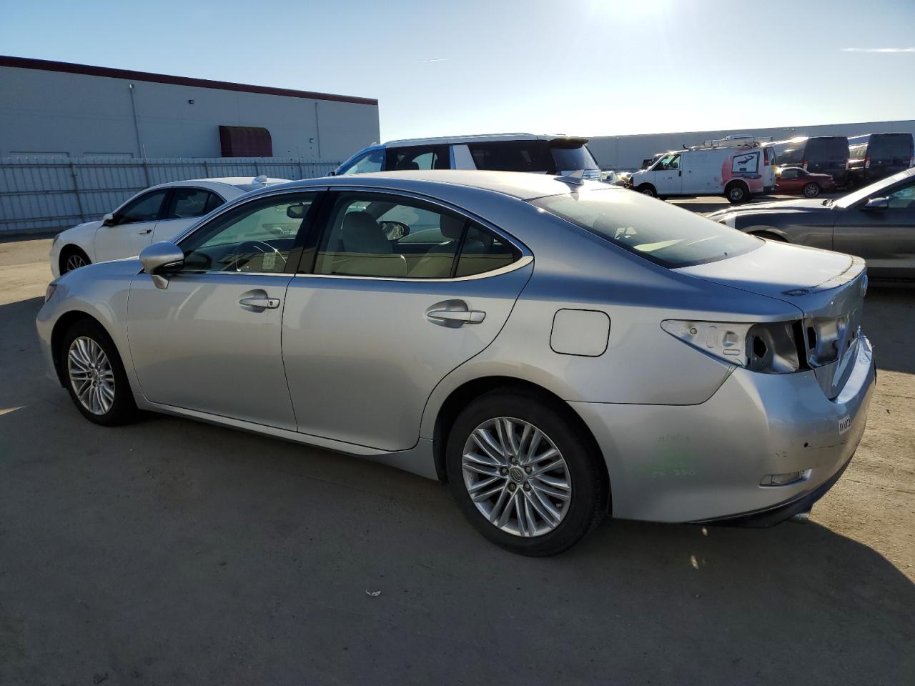 VIN JTHBK1GG3E2129078 2014 LEXUS ES350 no.2