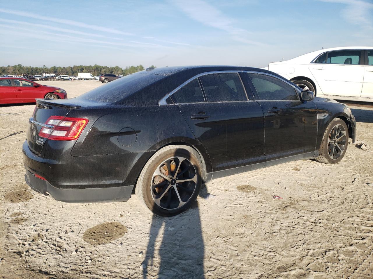 2014 Ford Taurus - Image 3