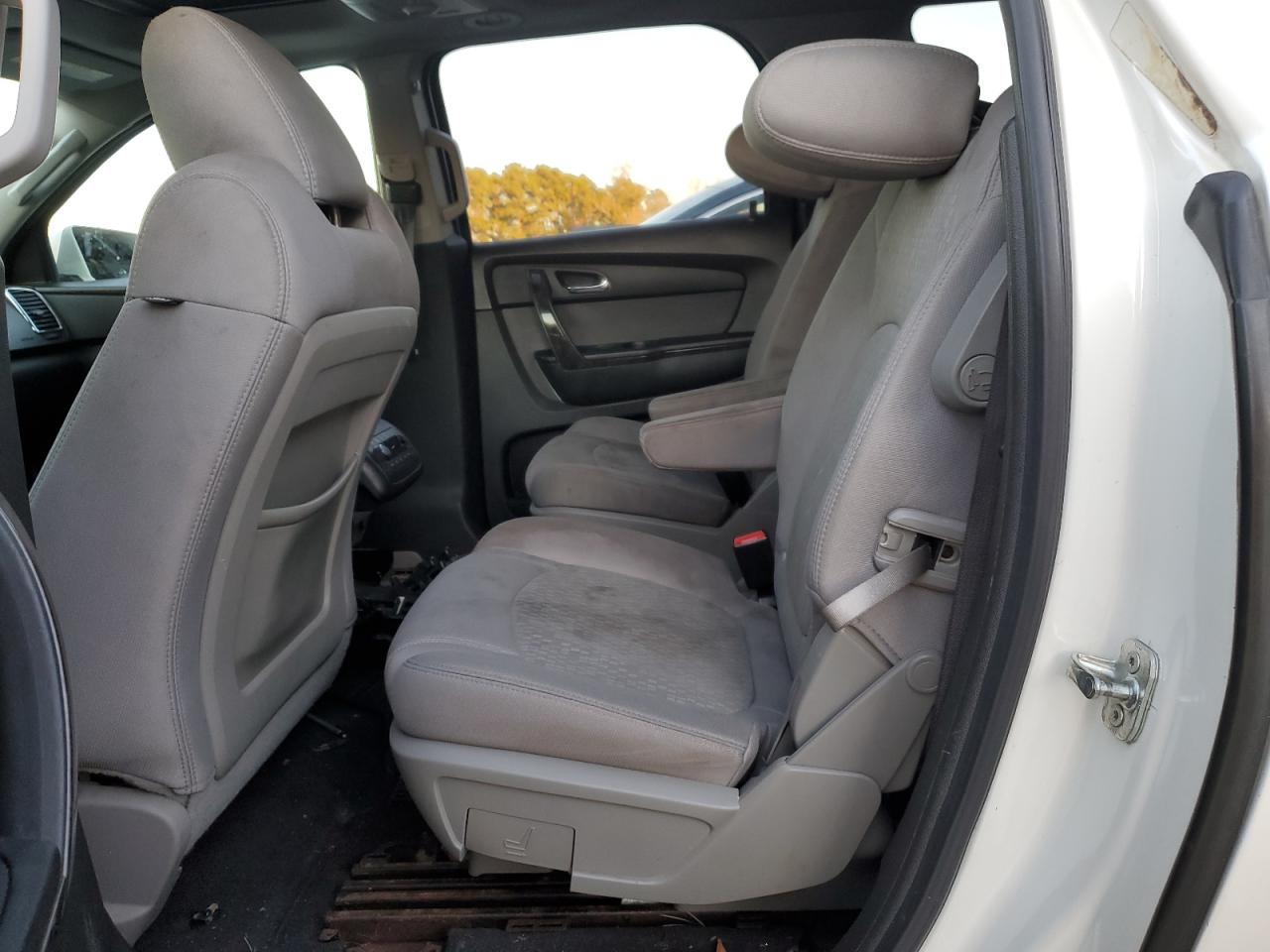 2012 GMC Acadia - Image 11