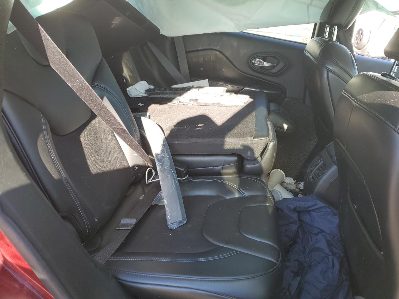2019 Jeep Grand Cherokee - Image 11