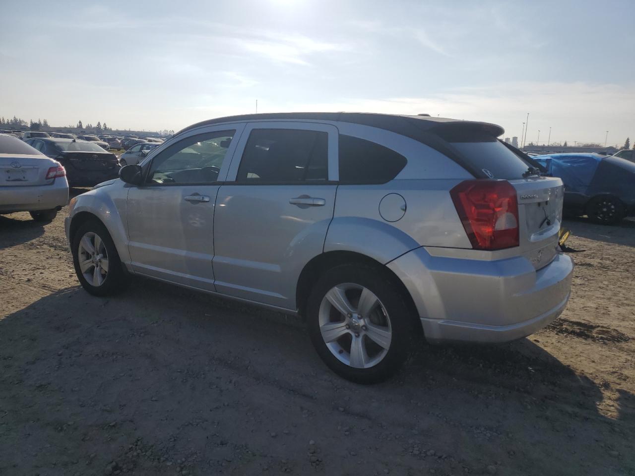 2011 Dodge Caliber - Image 2