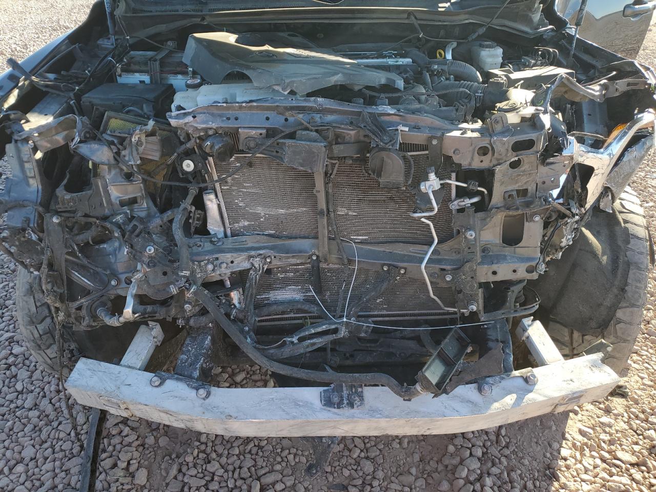2023 Toyota Tundra - Image 13