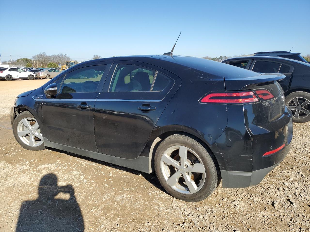 2014 Chevrolet Volt - Image 2