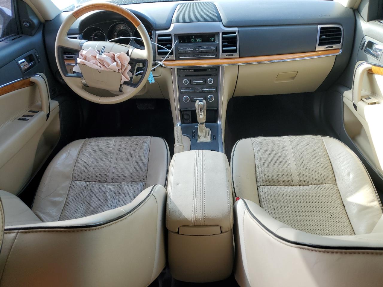 2010 Lincoln MKZ - Image 8