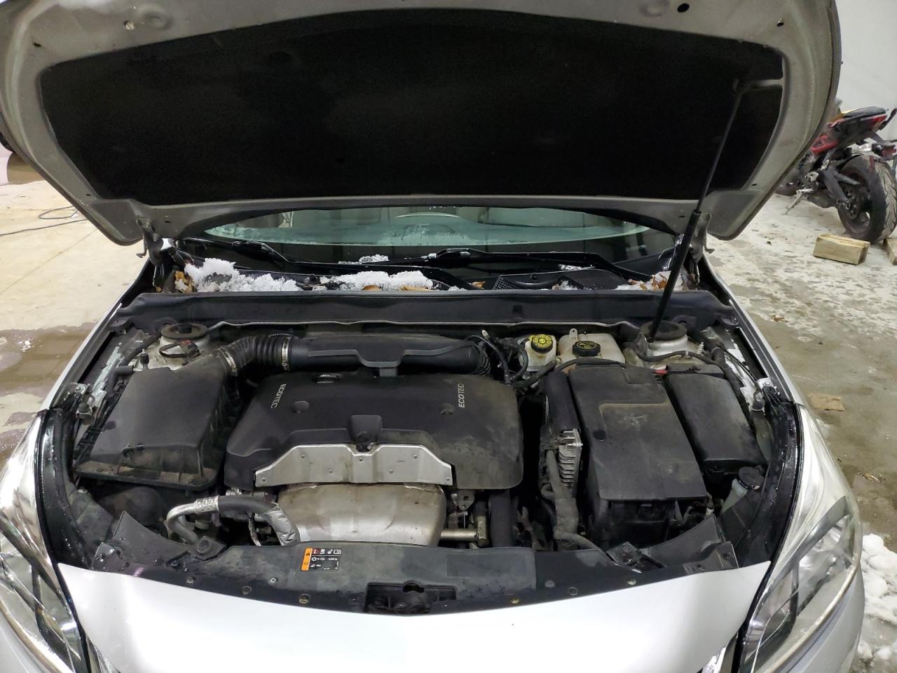 2014 Chevrolet Malibu - Image 11