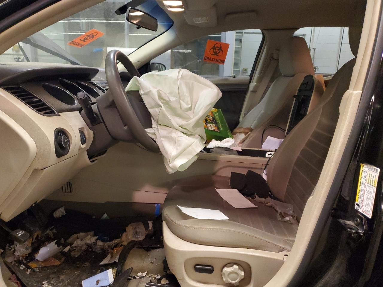 2011 Ford Taurus - Image 7