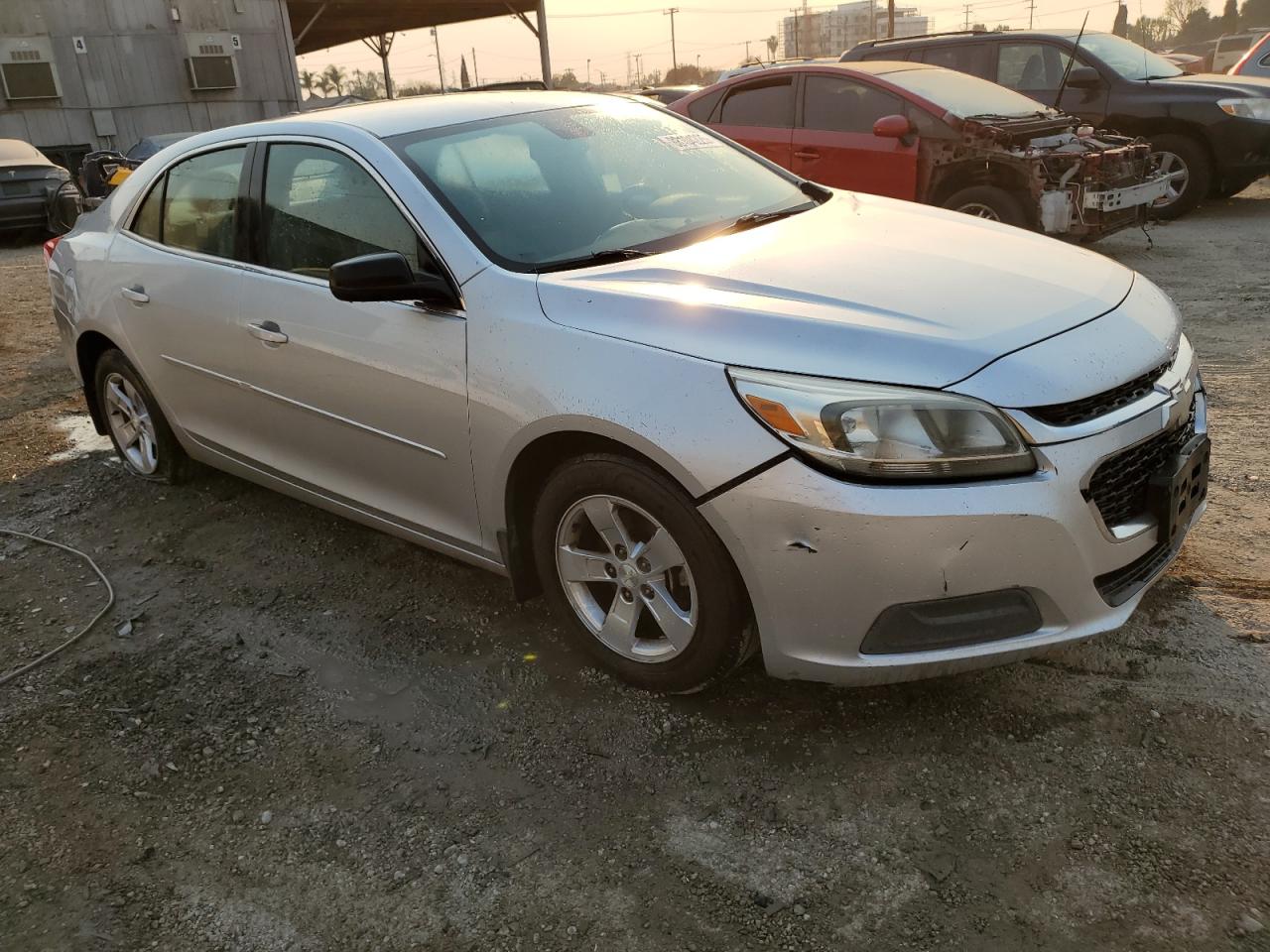 VIN 1G11B5SL4EF166716 2014 CHEVROLET MALIBU no.4