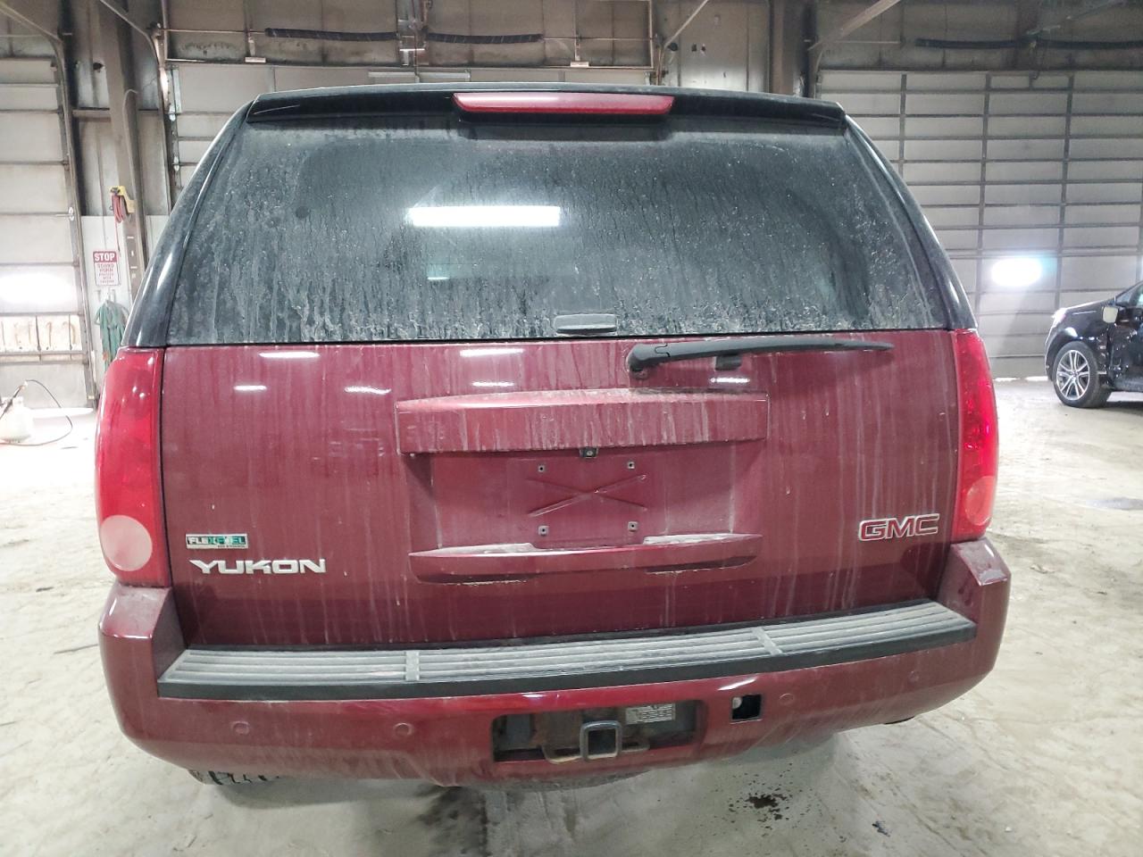 2010 GMC Yukon - Image 6