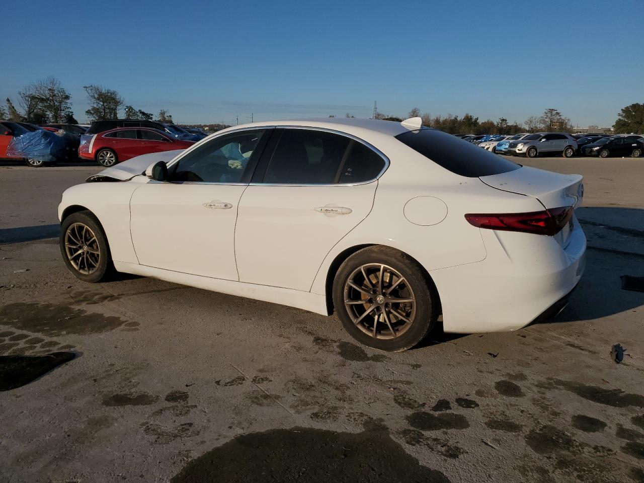 2018 Alfa Romeo Giulia - Image 2