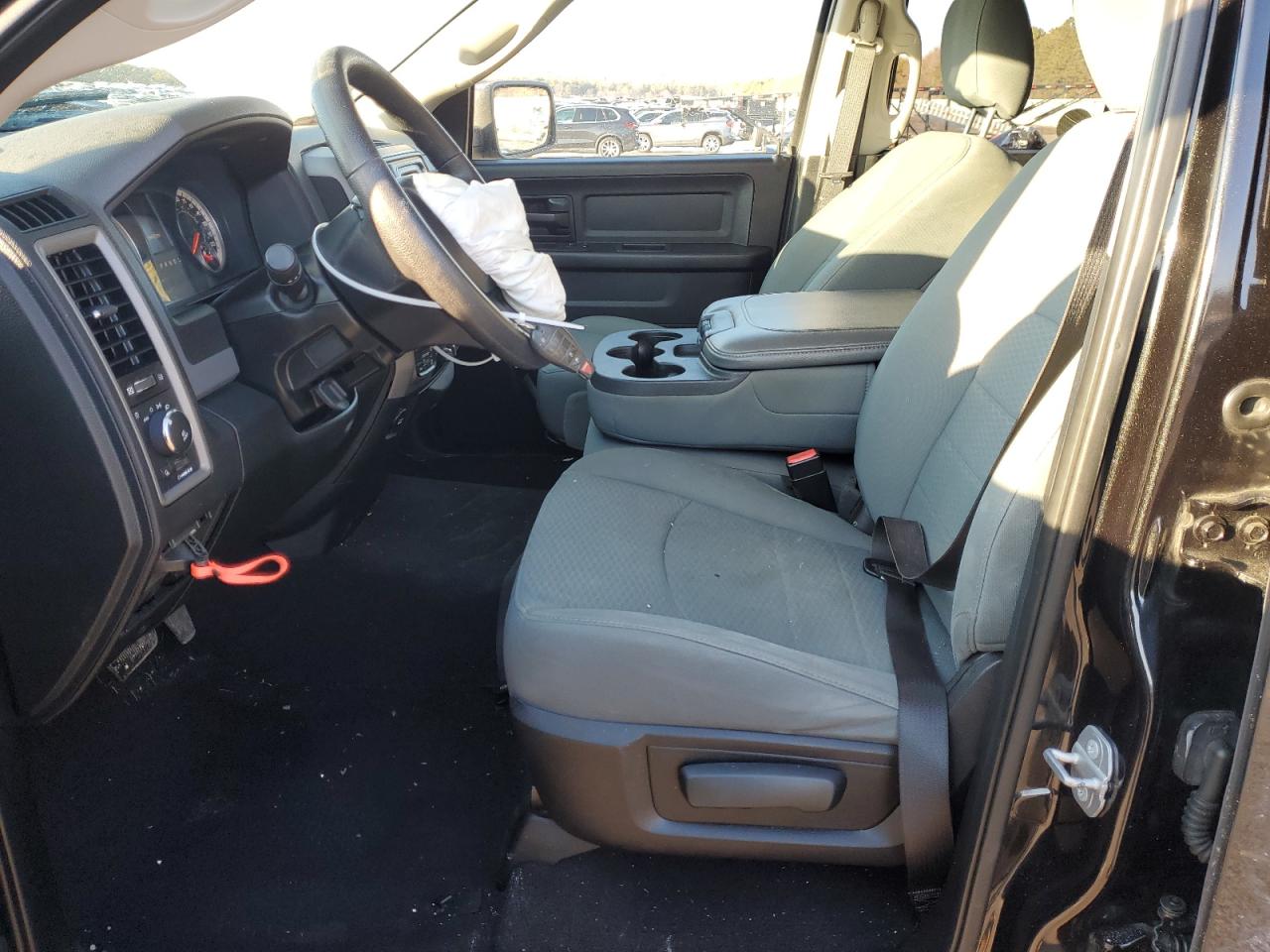 2016 RAM 1500 - Image 7