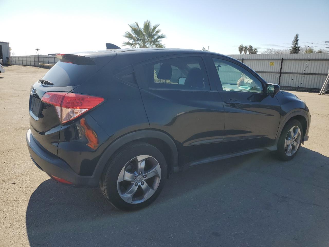 2016 Honda HR-V - Image 3