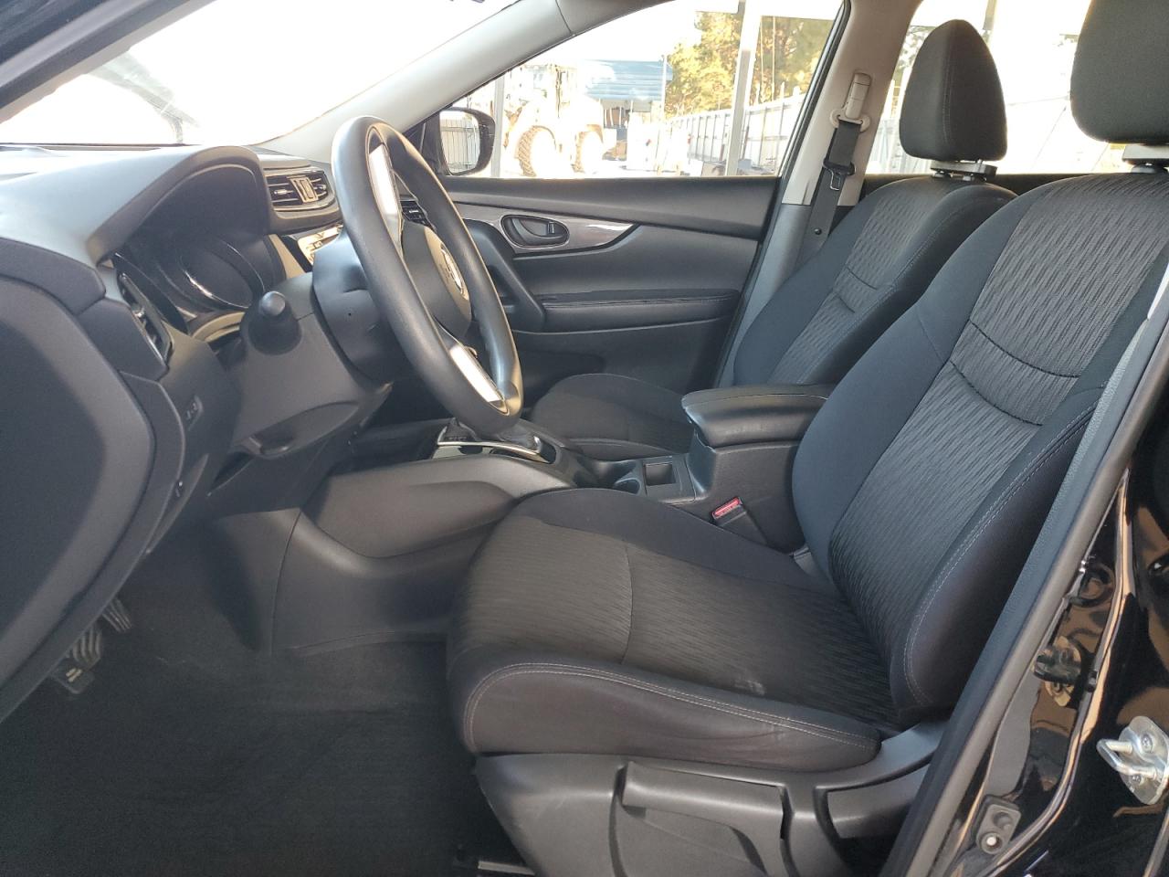 2019 Nissan Rogue - Image 7