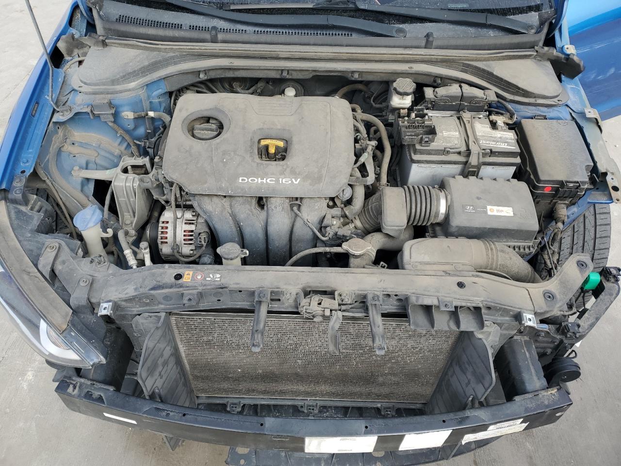 2017 Hyundai Elantra - Image 11