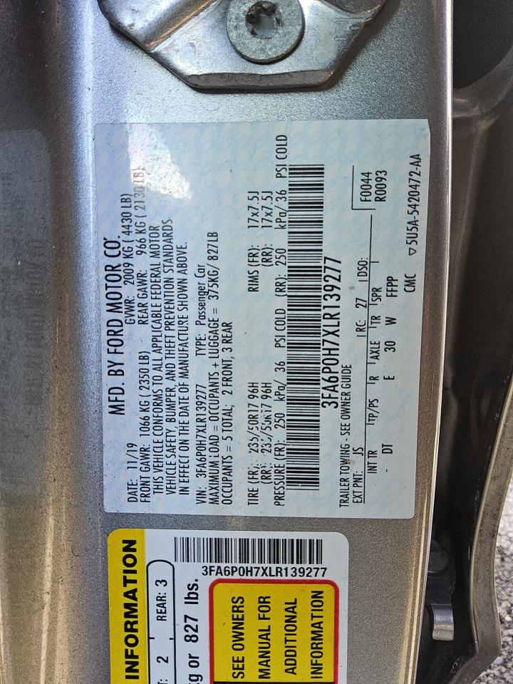 2020 Ford Fusion - Image 13