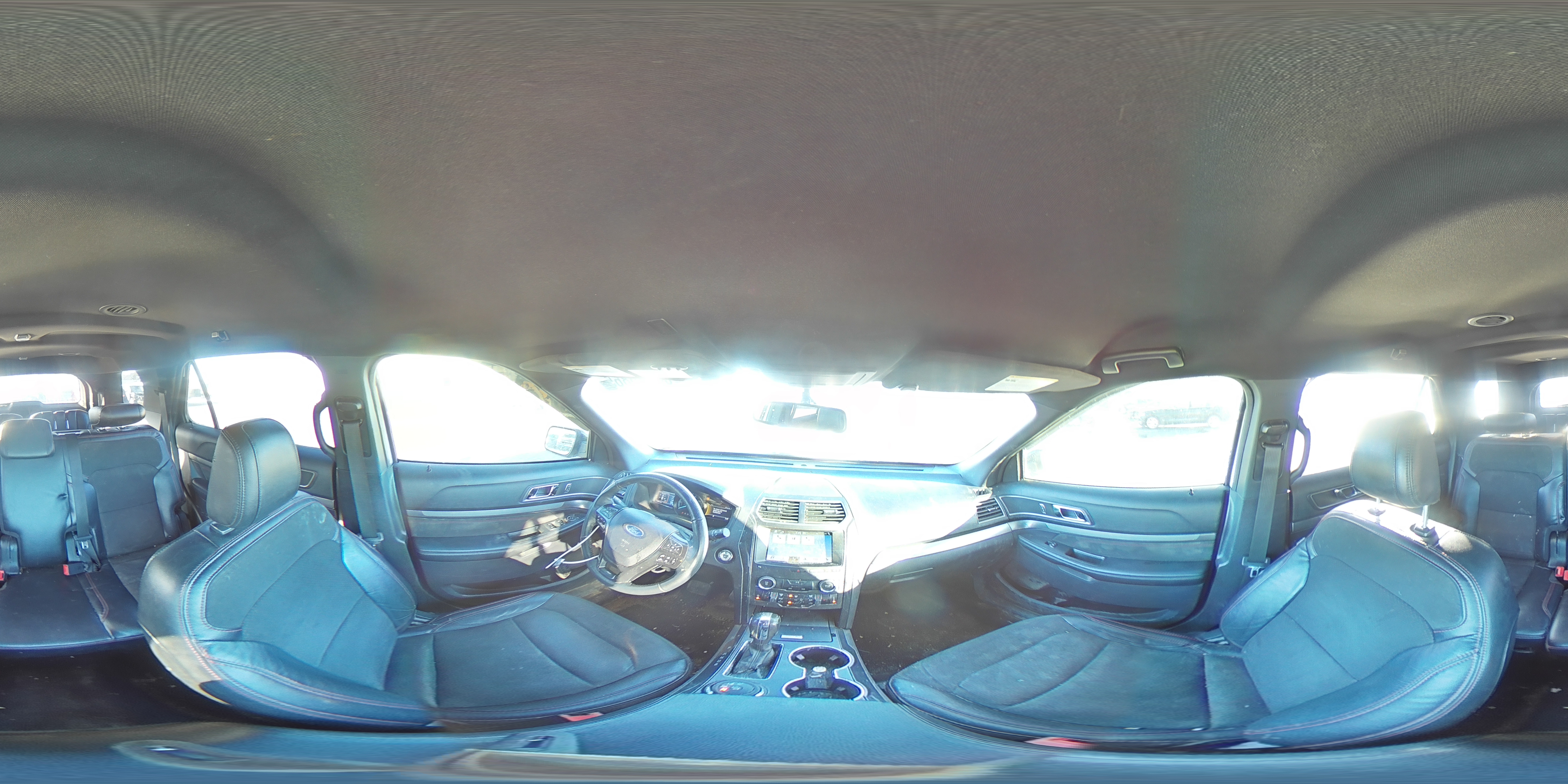 2019 Ford Explorer - Image 14