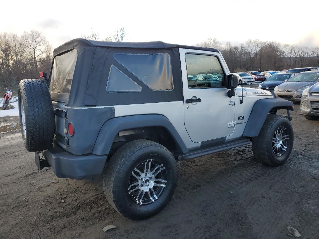 2009 Jeep Wrangler - Image 3