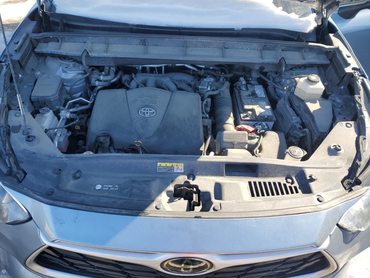 2021 Toyota Highlander - Image 12
