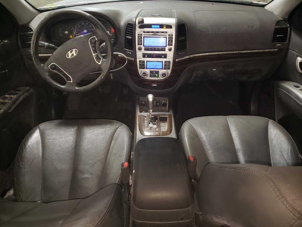 2011 Hyundai Santa Fe - Image 8