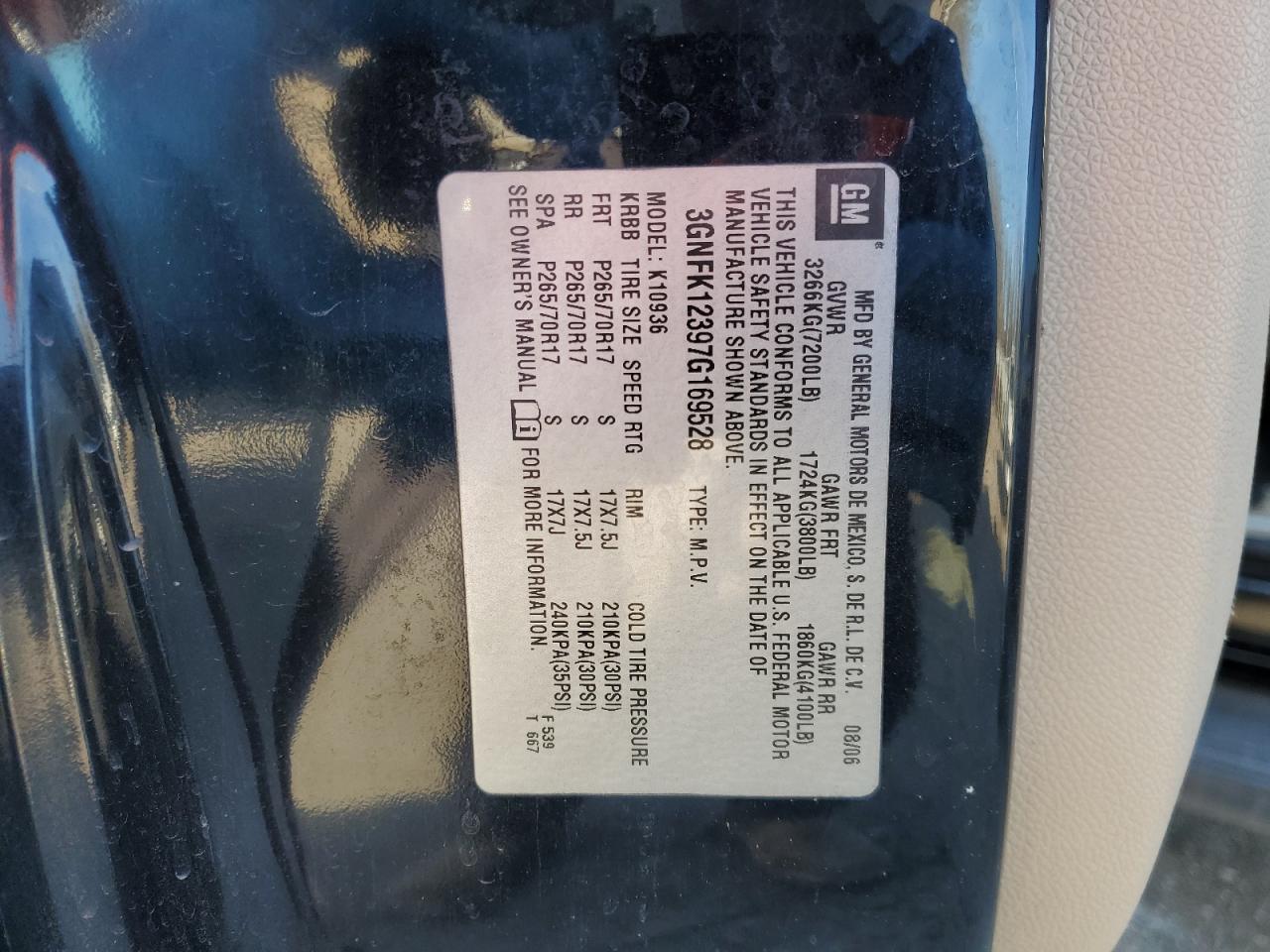 2007 Chevrolet Avalanche - Image 13