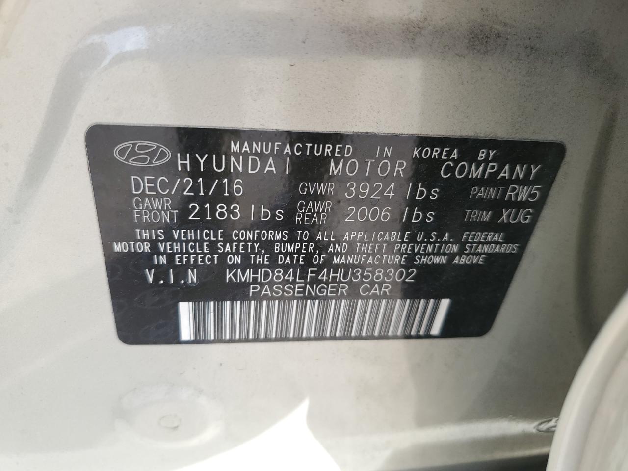 2017 Hyundai Elantra - Image 12