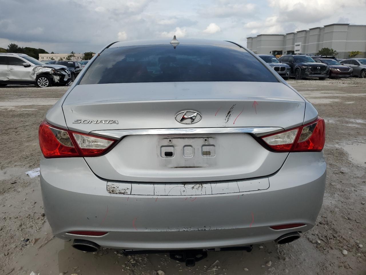 2013 Hyundai Sonata - Image 6