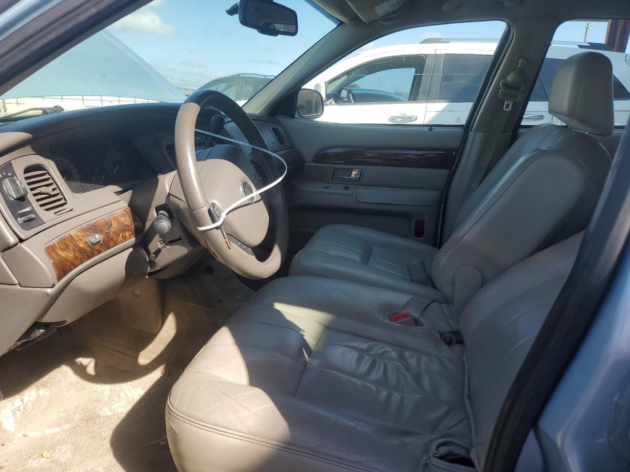 2010 Mercury Grand Marquis - Image 7