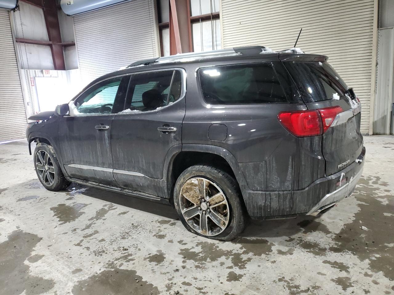 2017 GMC Acadia - Image 2