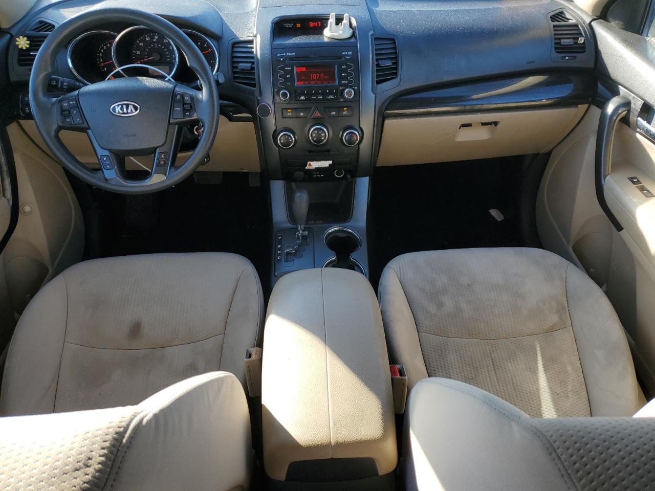 2011 Kia Sorento - Image 8