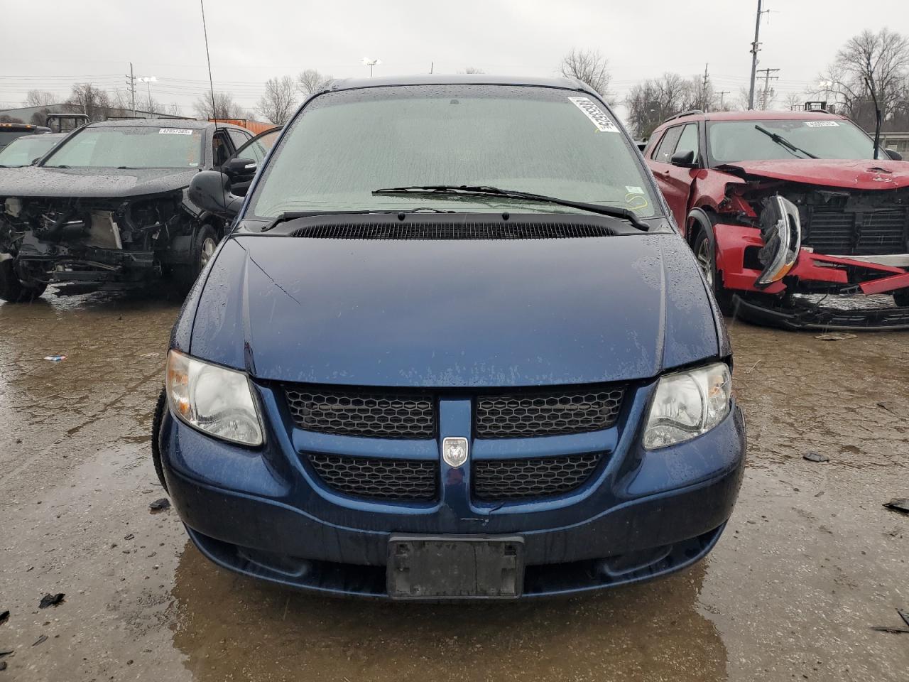 2002 Dodge Caravan - Image 5