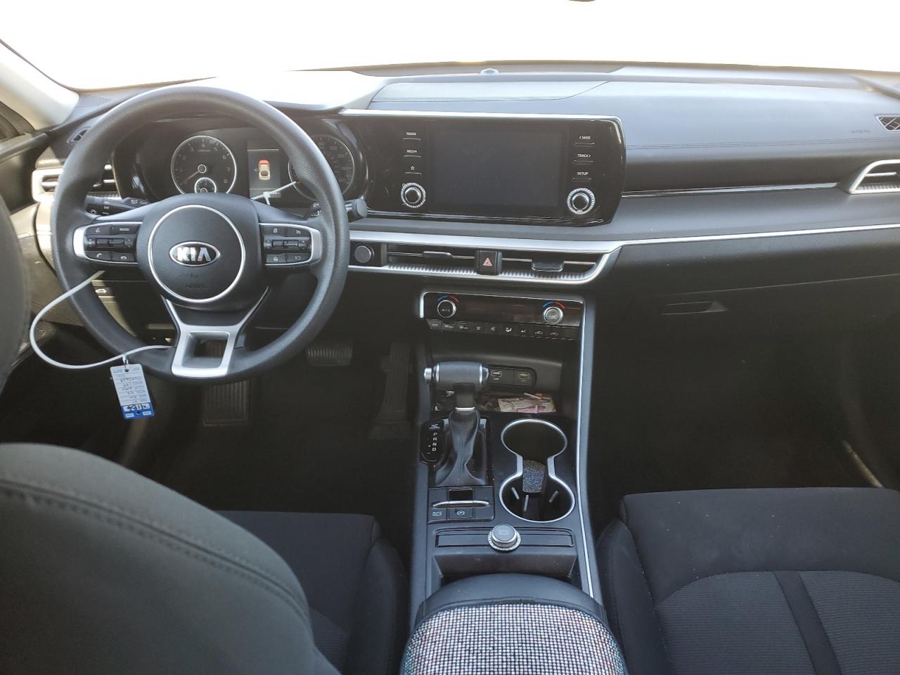 2021 Kia K5 - Image 8