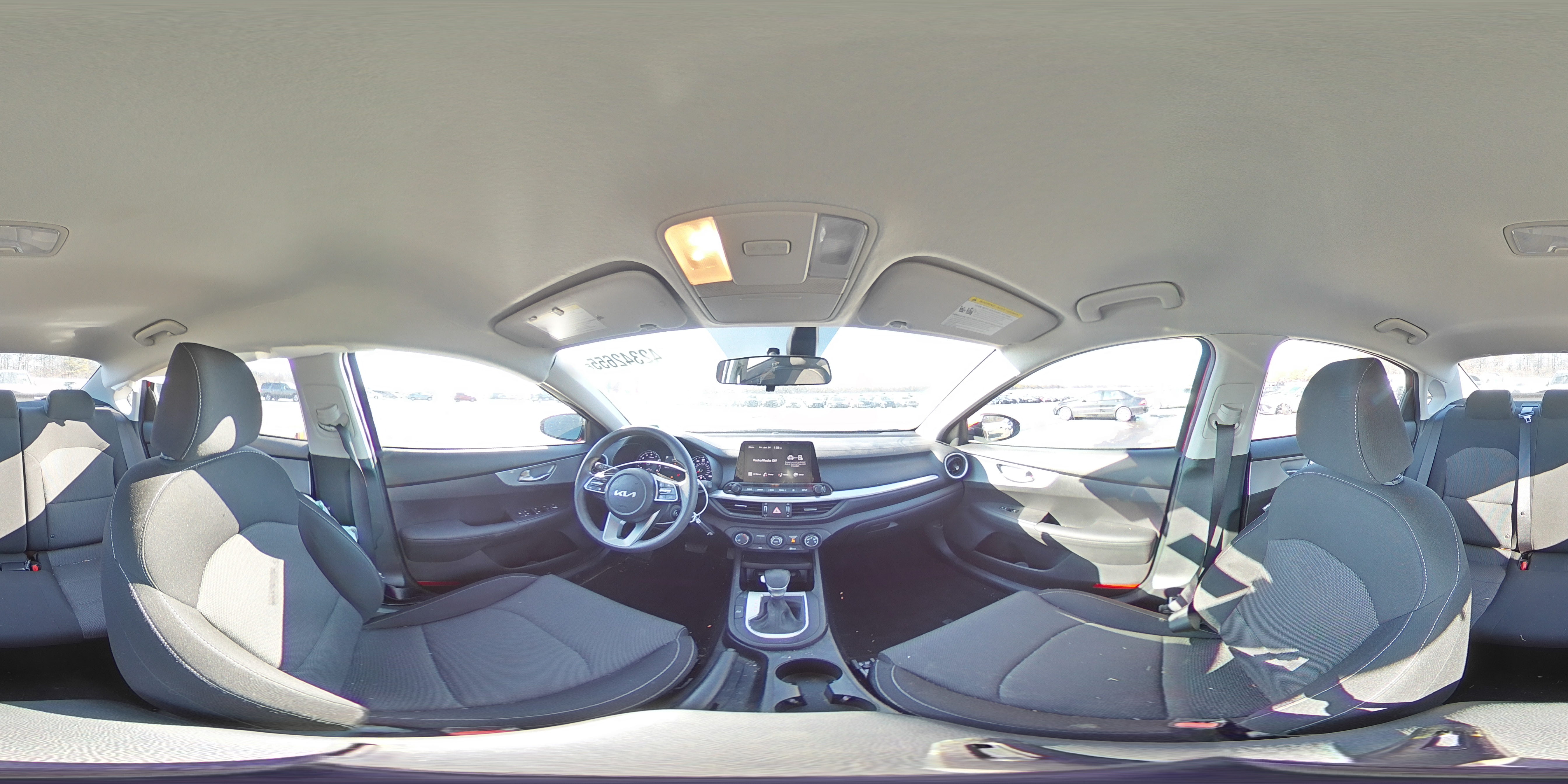 2023 Kia Forte - Image 12