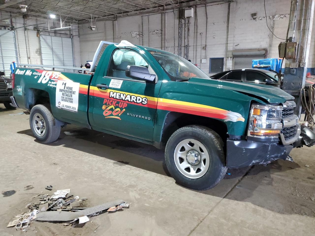 2018 Chevrolet Silverado - Image 4