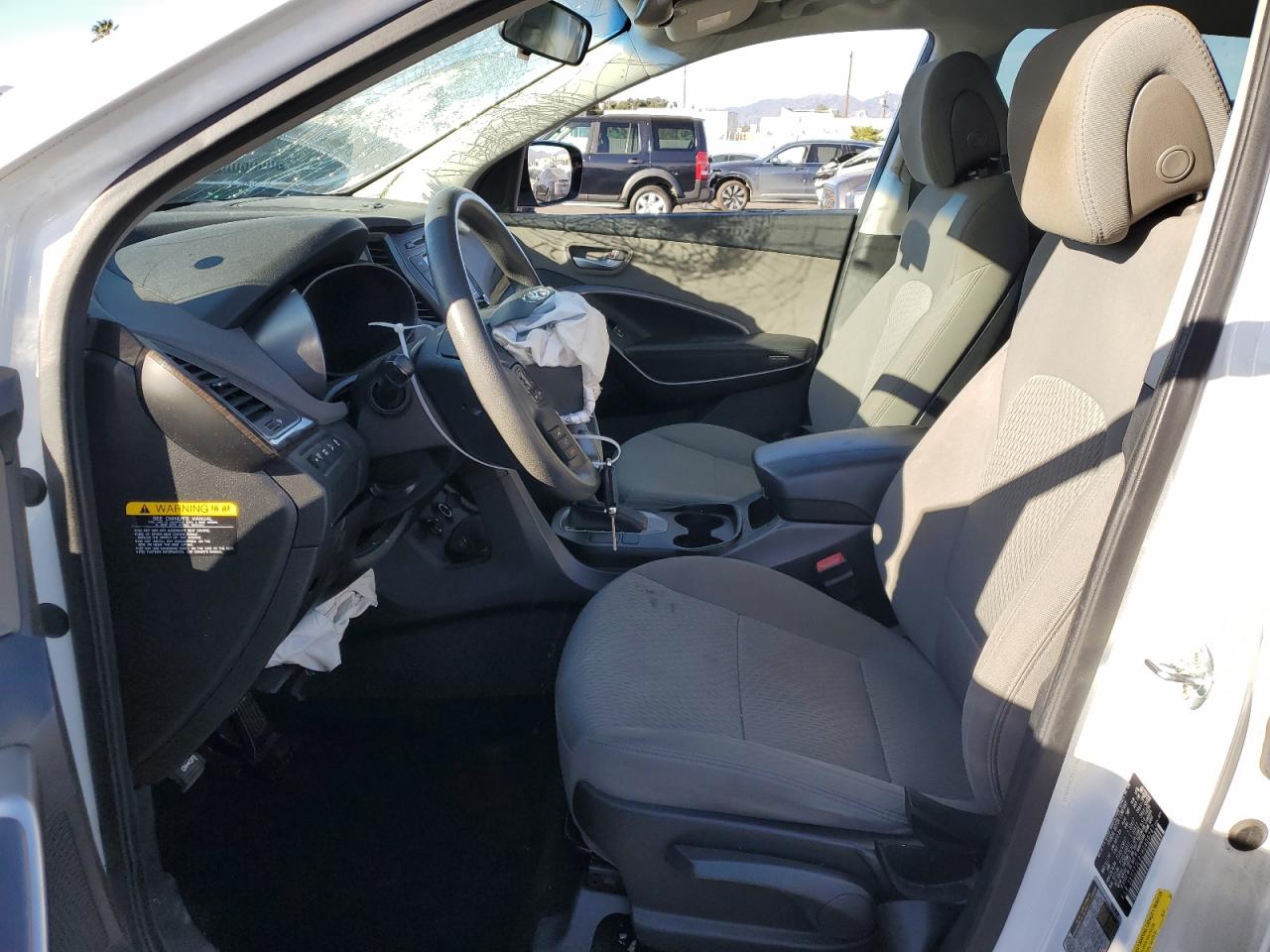 2017 Hyundai Santa Fe - Image 7