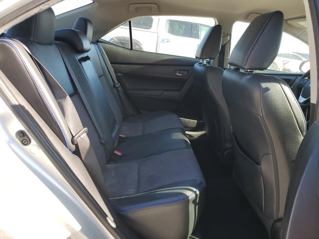 2017 Toyota Corolla - Image 10