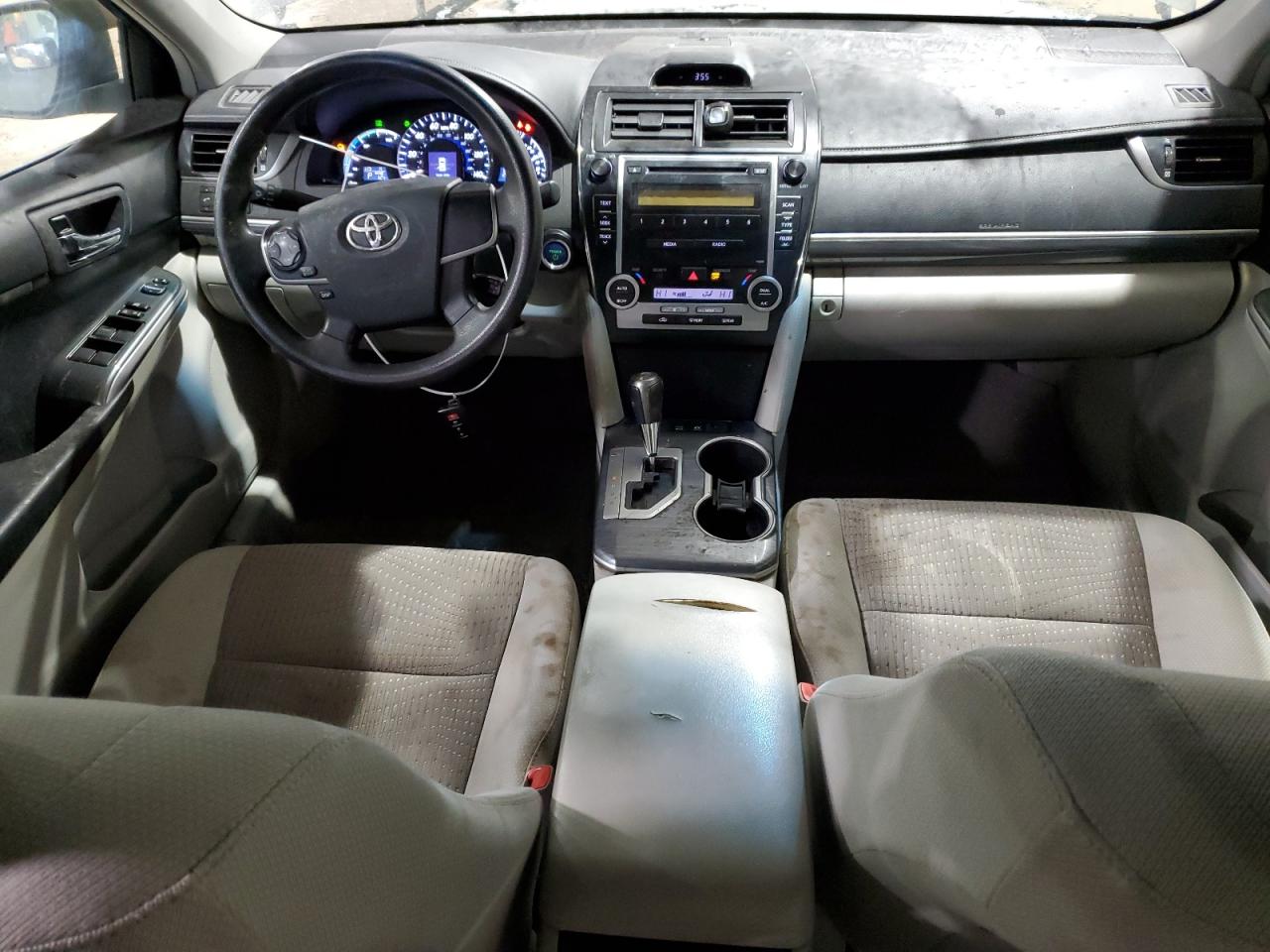 2012 Toyota Camry - Image 8