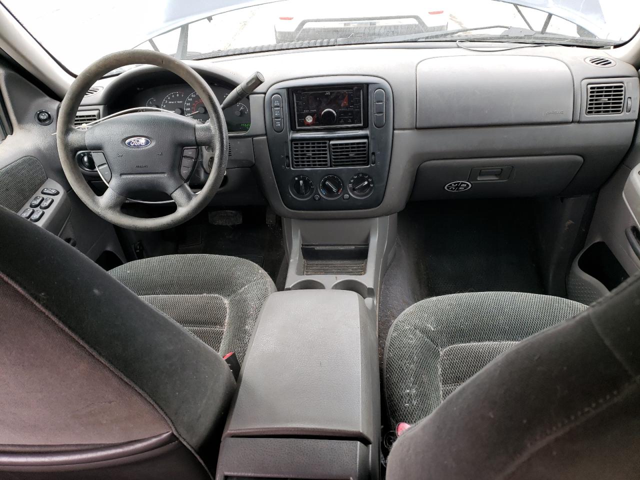 2002 Ford Explorer - Image 8
