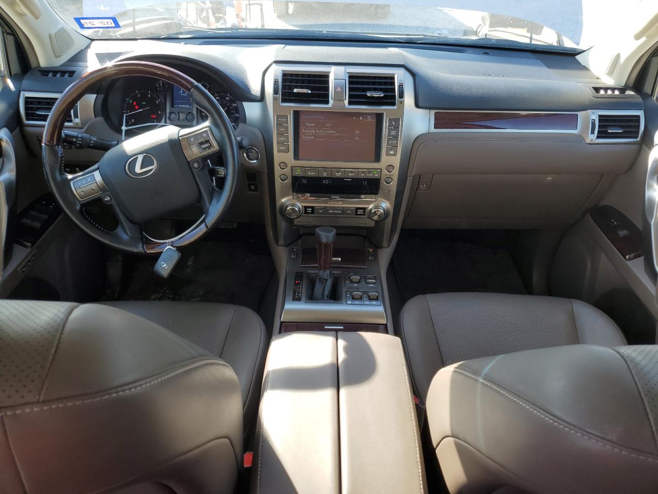 2015 Lexus GX - Image 8