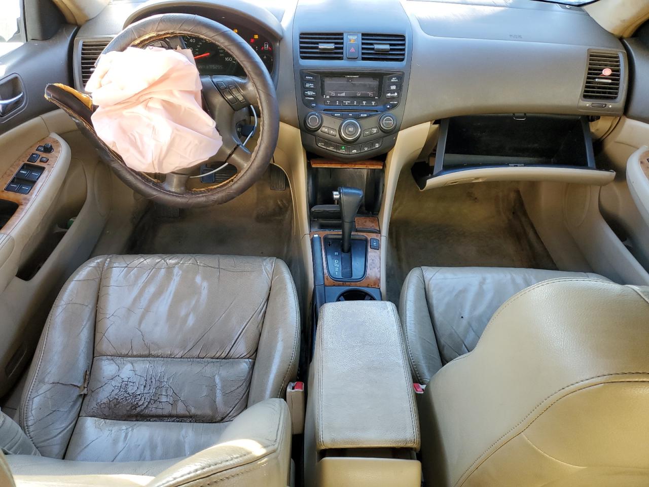 2004 Honda Accord - Image 8