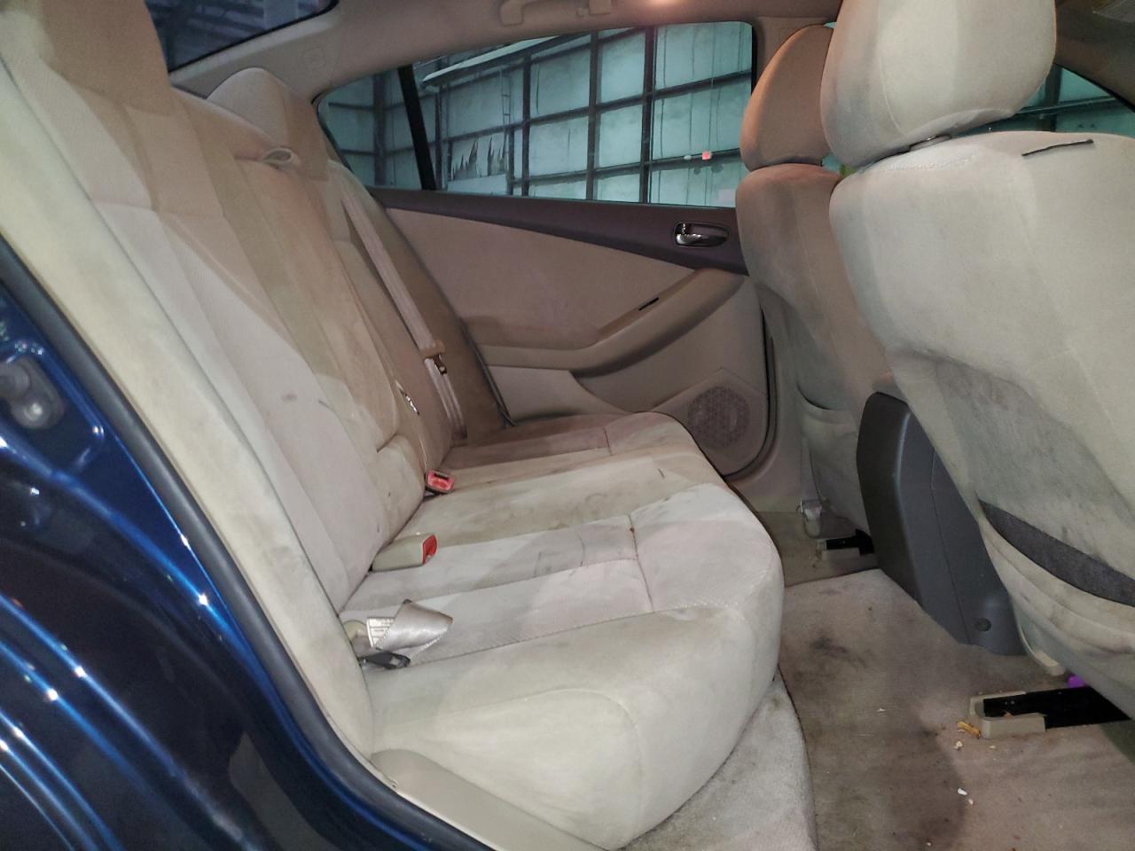 2009 Nissan Altima - Image 10