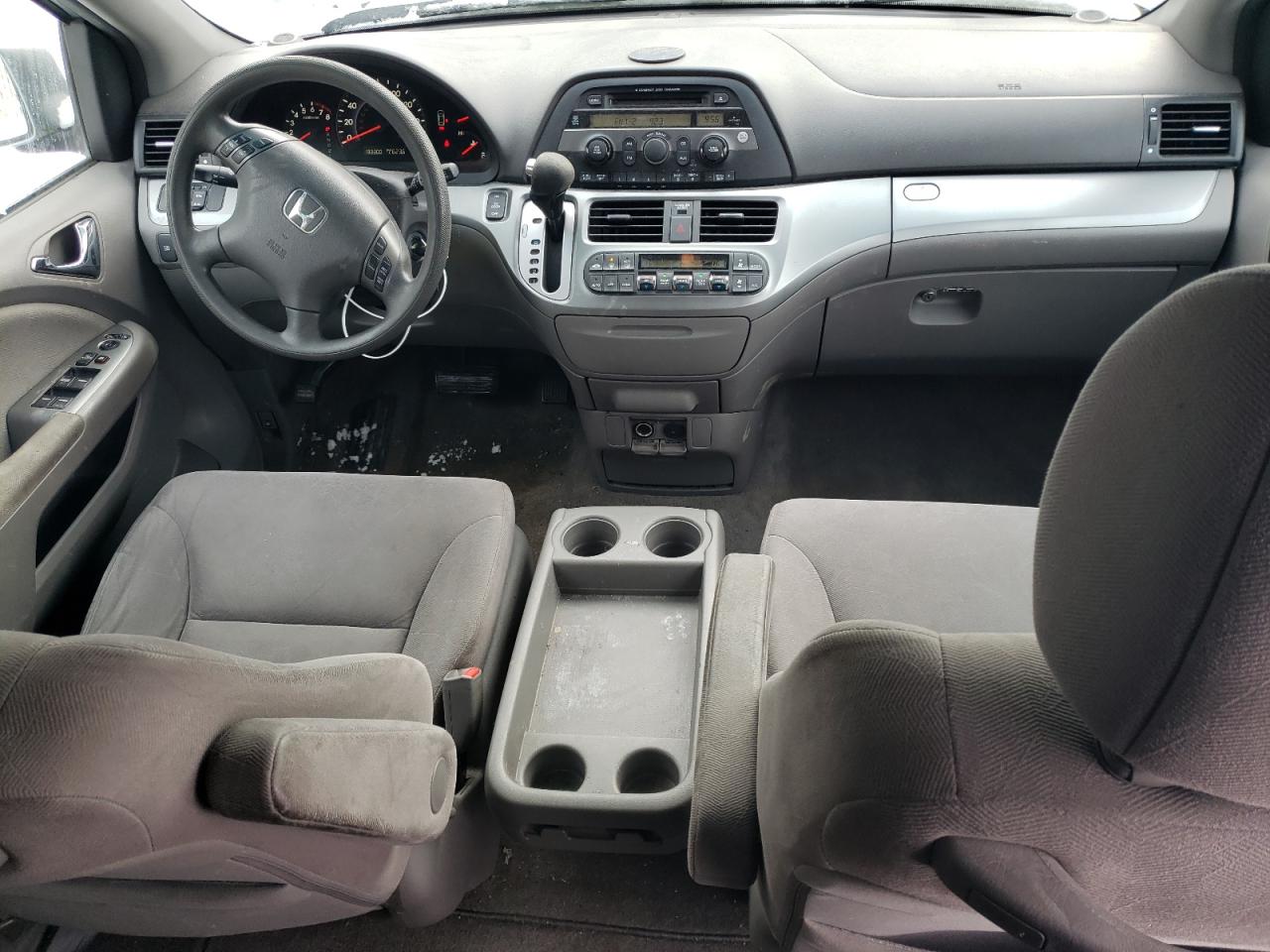 2010 Honda Odyssey - Image 8