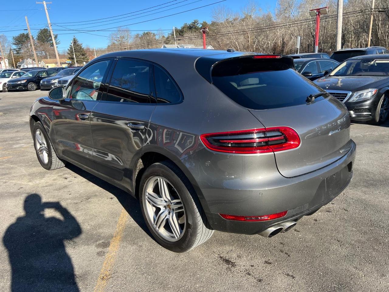 2018 Porsche Macan - Image 3