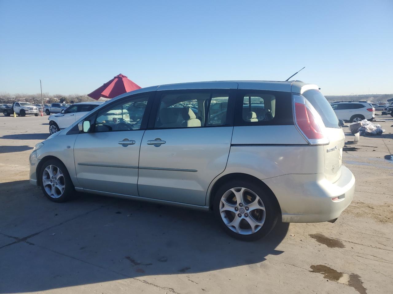 2008 Mazda 5 - Image 2