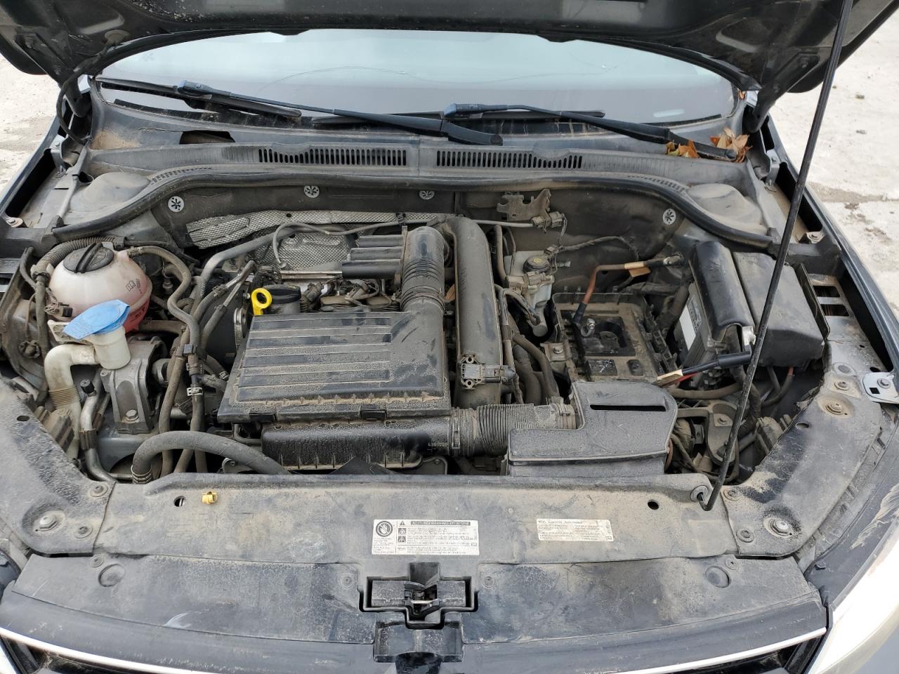 2017 Volkswagen Jetta - Image 11